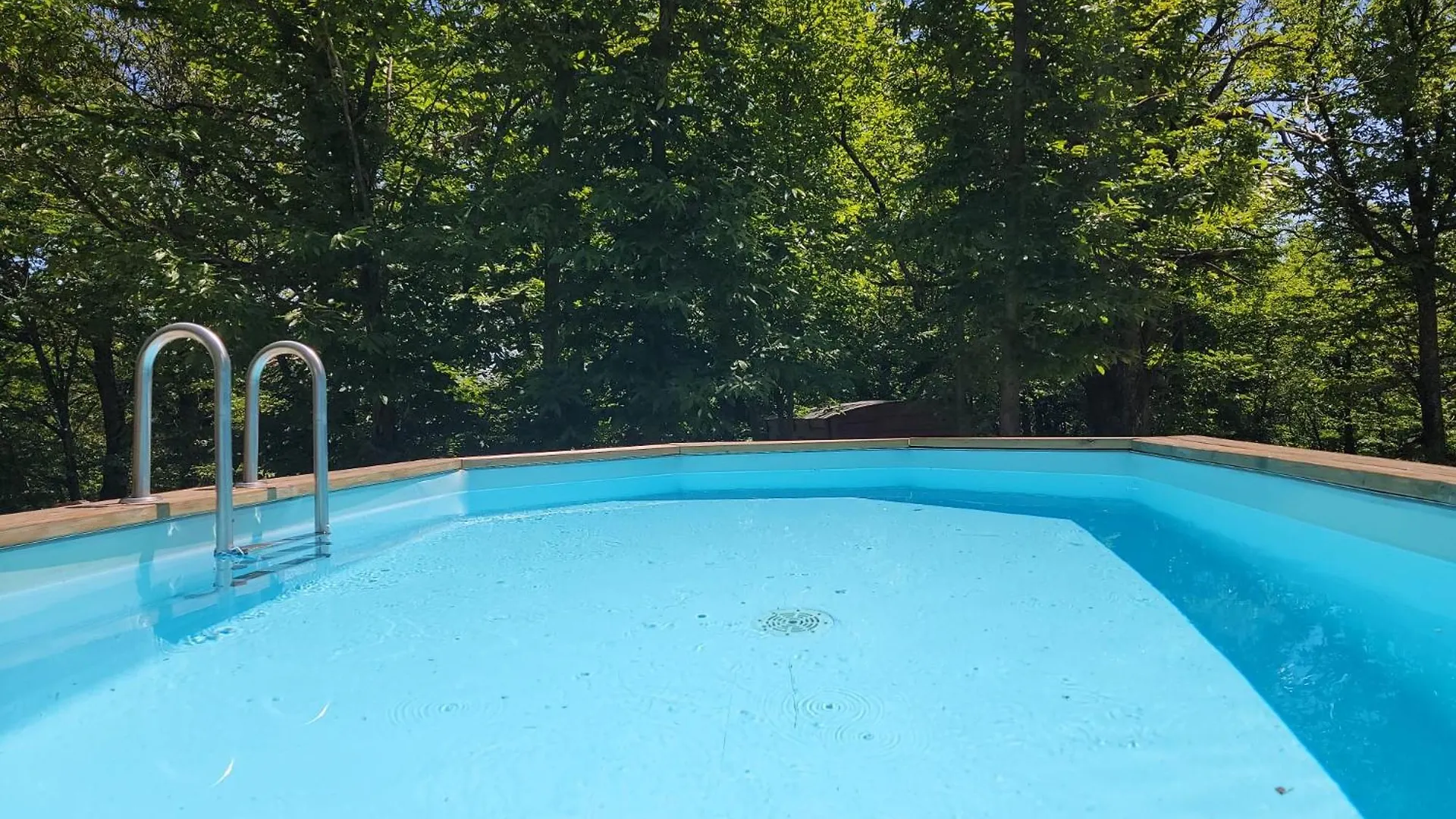 Camping Gite La Bleuet Avec Piscine Valgorge